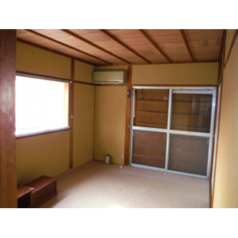バルコニー側腰窓&掃出し(前)