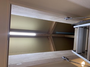 屋根裏６帖